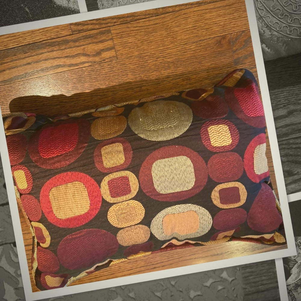 2 silk blend throw pillows